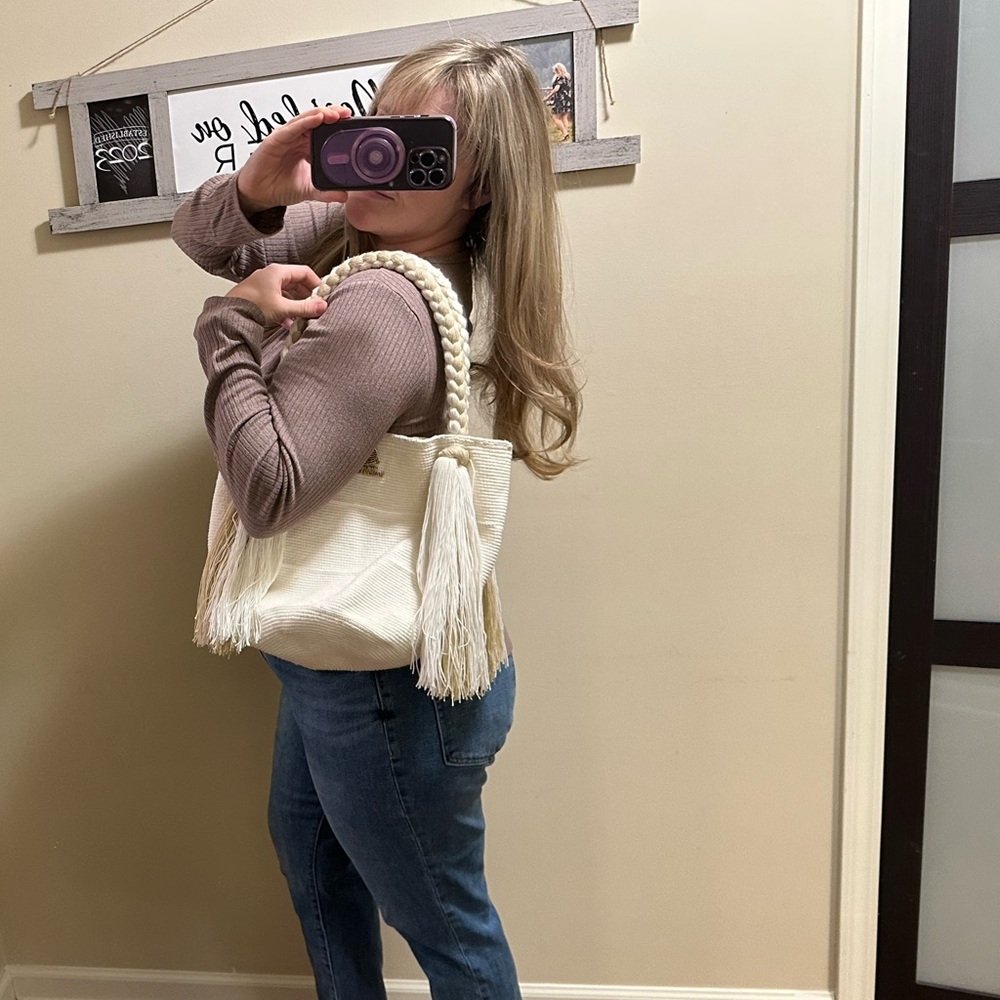 WAPA Handmade Over the shoulder Rapunzel white and tan bag - Picture 6 of 10